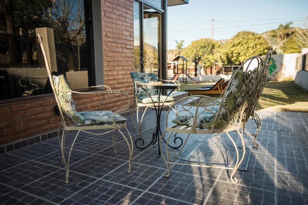 Altos Del Champaqui Aparthotel Villa Carlos Paz Bagian luar foto