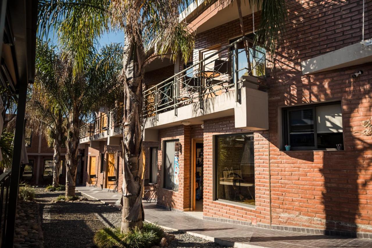 Altos Del Champaqui Aparthotel Villa Carlos Paz Bagian luar foto
