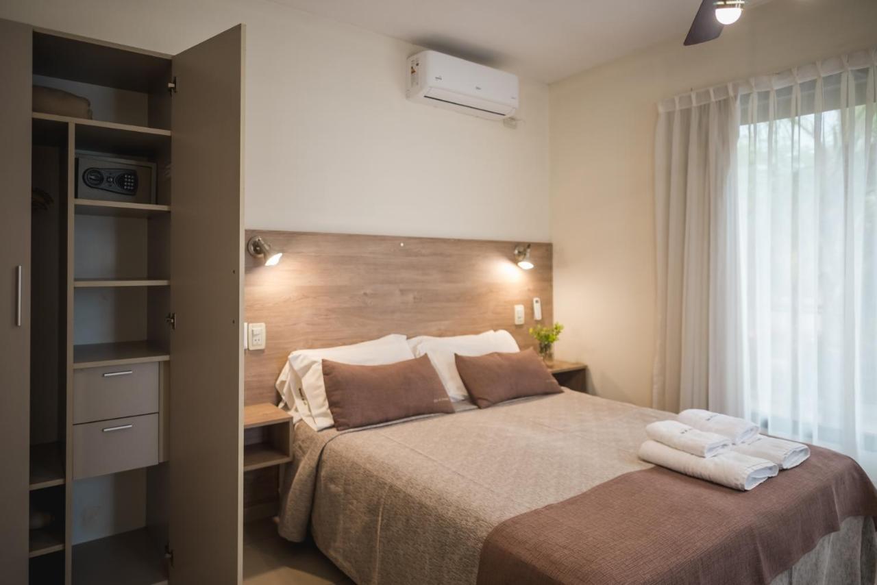Altos Del Champaqui Aparthotel Villa Carlos Paz Bagian luar foto