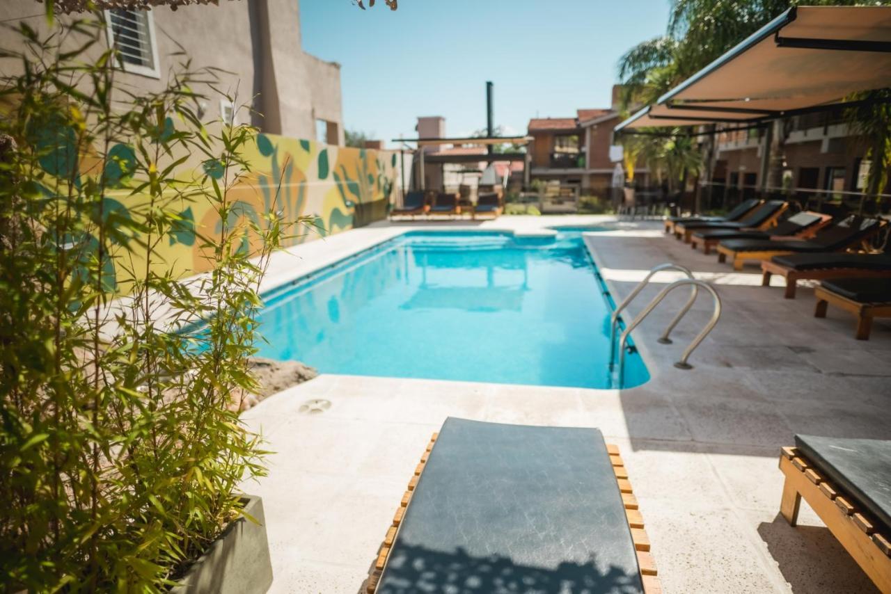 Altos Del Champaqui Aparthotel Villa Carlos Paz Bagian luar foto
