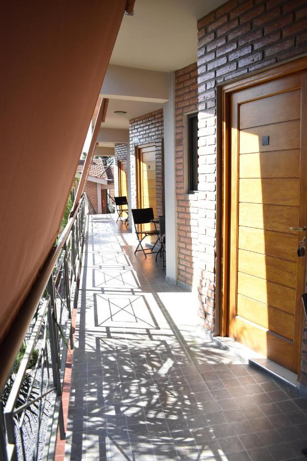 Altos Del Champaqui Aparthotel Villa Carlos Paz Bagian luar foto